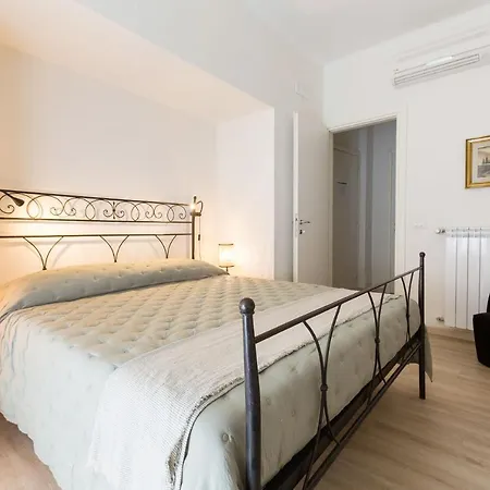 Casa de hóspedes Bea's 4*